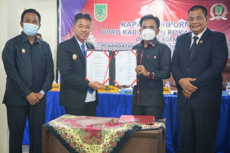 Bupati dan DPRD Rohil Teken Nota Kesepakatan KUA PPAS APBD 2022