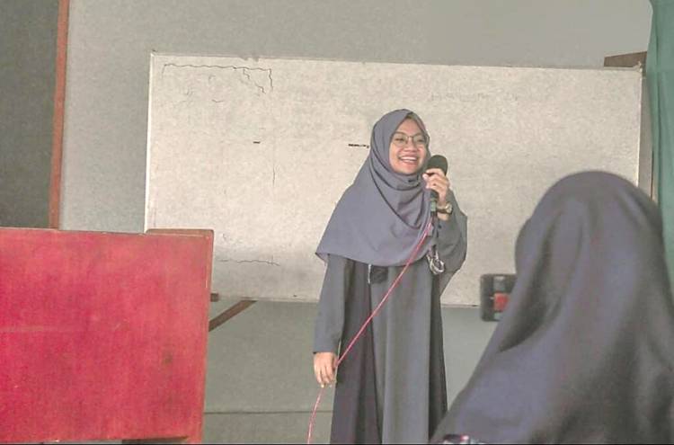 Dosen Inhil yang Cantik dan Masih Muda Ini Raih Beasiswa Program Doktor dari MUI-BAZNAS Pusat
