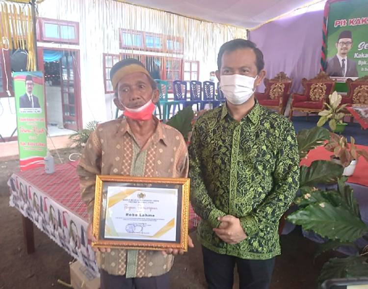 Viral: Kakek Keturunan Bugis dan Seorang Muslim yang Taat Rela Hibahkan Tanahnya untuk Gereja