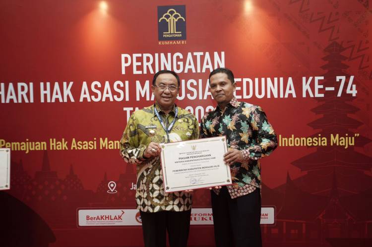 Dua Kali Hattrick, Kabupaten Indragiri hilir Terima Piagam Penghargaan Kriteria Kabupaten Kota Peduli HAM Tahun 2021