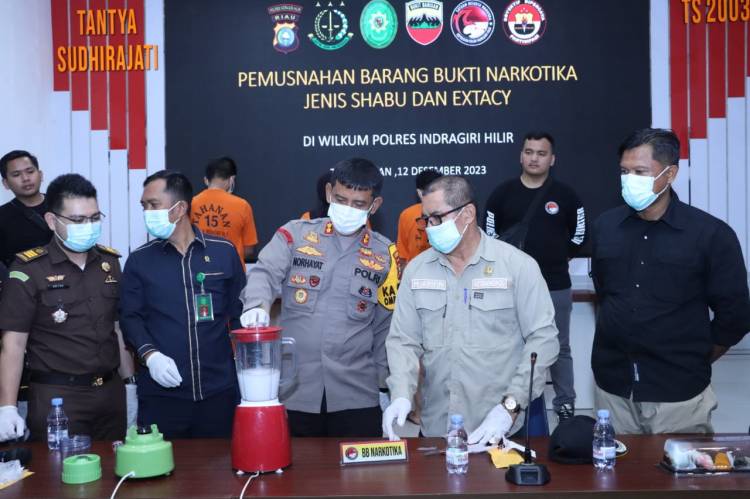 Polres Inhil Musnahkan Sabu dan Pil Ekstasi