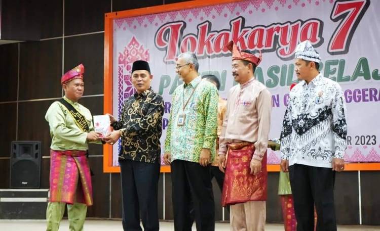 Pj Bupati Inhil Buka Lokakarya PPGP dan Kukuhkan Guru Penggerak