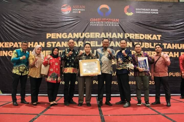 Pemkab Inhil Raih Piagam Penghargaan Atas Kepatuhan Penyelenggaraan Pelayanan Publik Dari OMBUDSMAN RI