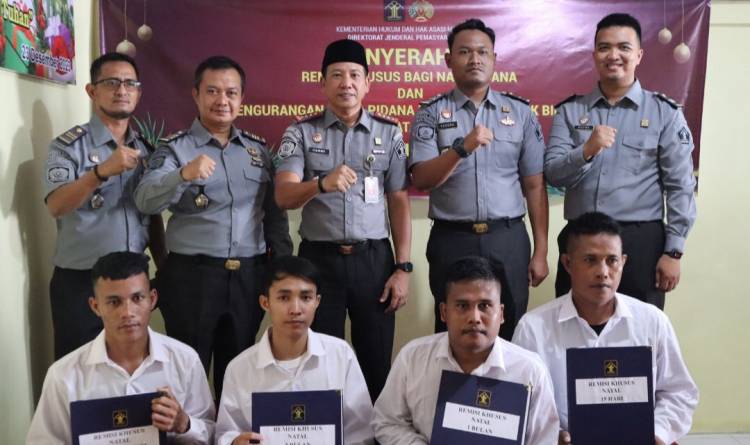 28 ORANG WBP LAPAS TEMBILAHAN TERIMA REMISI KHUSUS NATAL TAHUN 2023