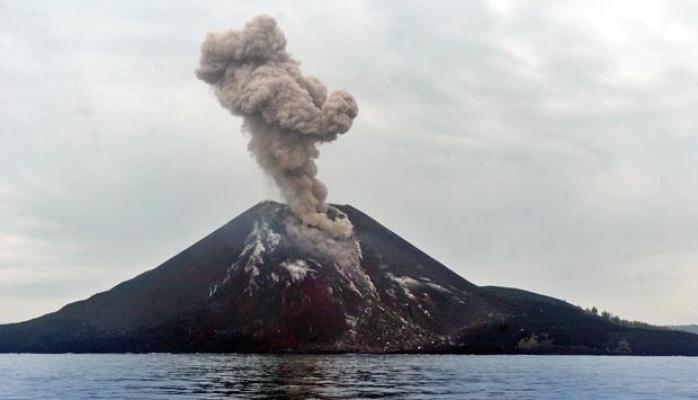 Gunung Soputan Meletus, Warga Diminta Waspada