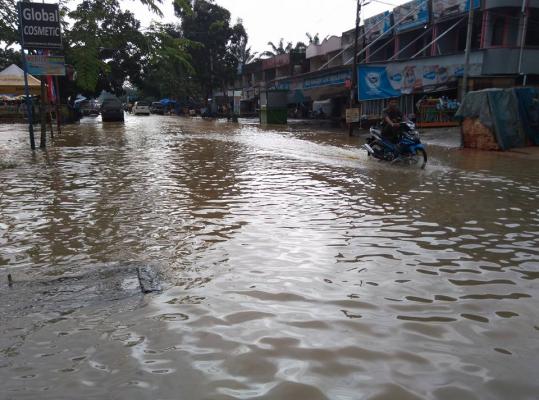 Kampar Dikepung Banjir, BPBD : Jaga Anak-anak Jangan Sampai Ada Korban Jiwa Lagi