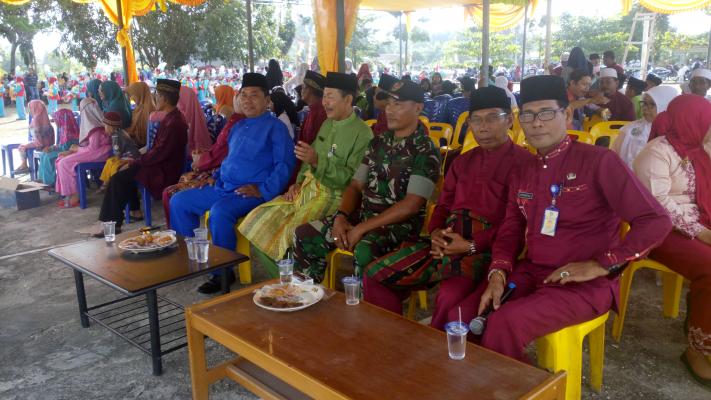 Meskipun Cuaca Panas Terik,  Pawai Ta`aruf Berlangsung Meriah