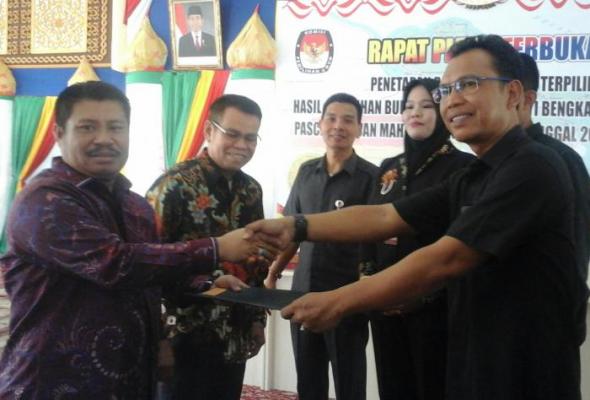 Pasca Putusan MK, KPU Tetapkan Amril Mukminin- Muhammad Pemenang Pilkada Bengkalis