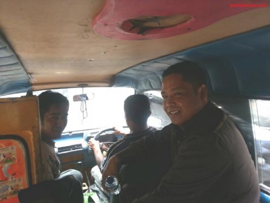 Pastikan Pelayanan Angkutan Umum, Anggota DPRD Pekanbaru Ini Berkeliling Kota Naik Oplet