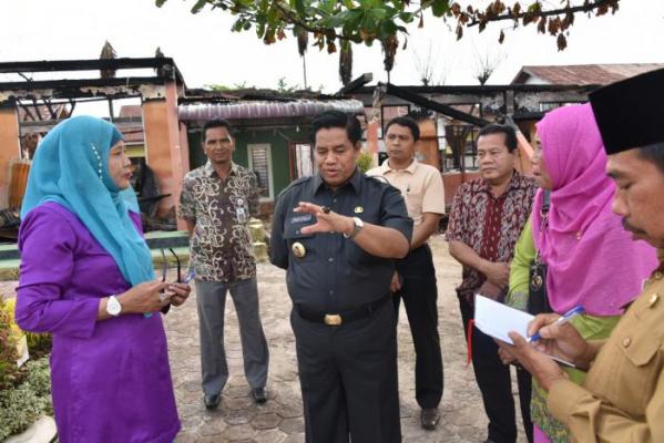 Pemkab Bengkalis akan Bangun Gedung SMA 3 Mandau Yang Terbakar