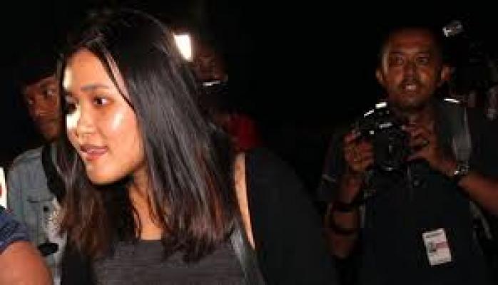 MISTERI KEMATIAN MIRNA : Pengacara Jessica Bantah Hasil Otopsi Polisi 