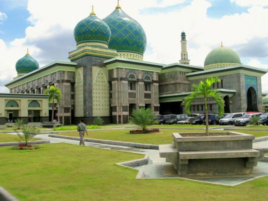 Pengurus Masjid Raya Provinsi Silaturahmi ke Plt Gubri