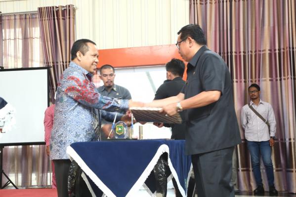 Bupati Irwan Instruksikan Pejabat Segera Buat Langkah Persiapan Pelaksanaan Anggaran 2017