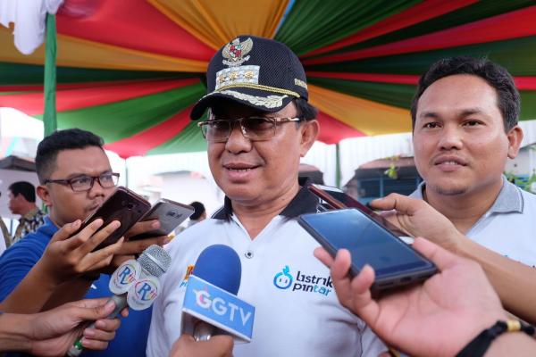 Bupati Inhil Larang PNS Ikut - Ikutan Politik Praktis Jelang Pilkada Serentak