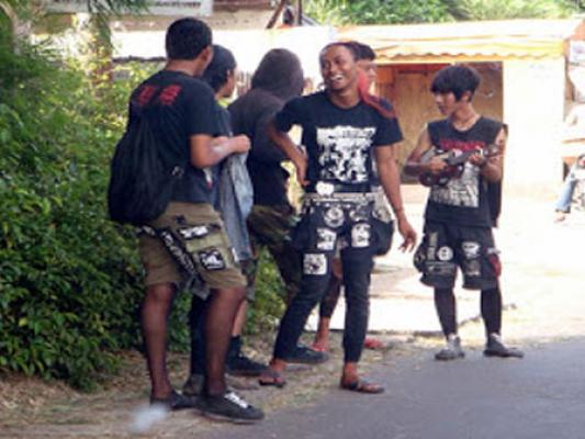 Banyak Anak Punk Berkeliaran di Bagan Batu Rohil, Satpol PP Diminta Razia