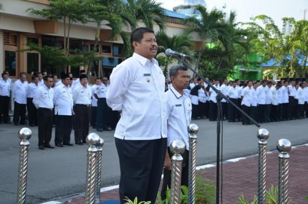 Bupati Bengkalis Minta SKPD dan Perusahaan Bahu Membahu Padamkan Api