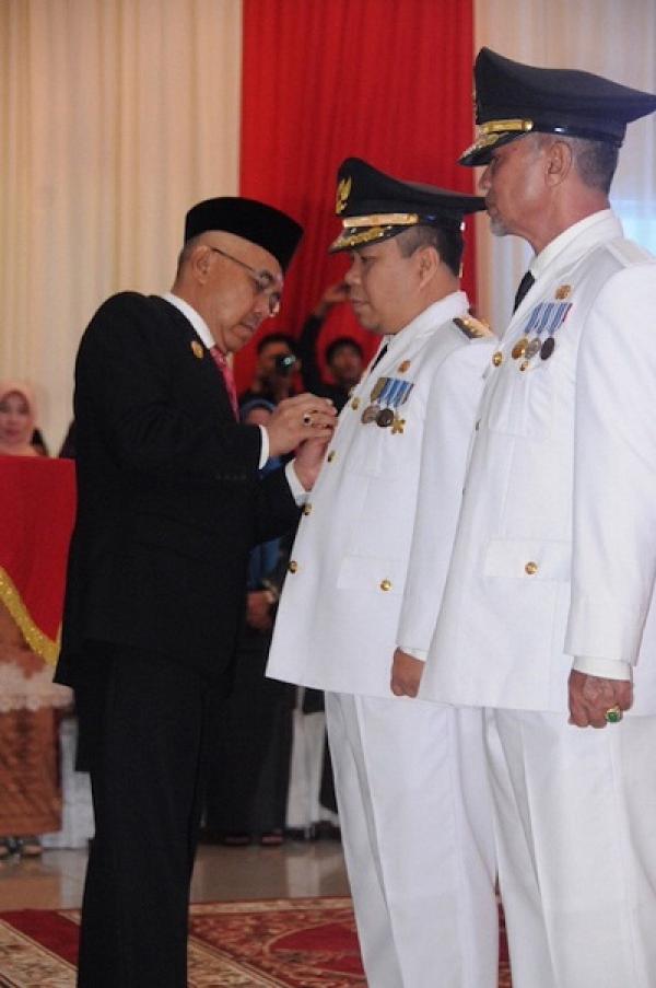 Bupati Meranti Resmi Dilantik, Ini Pesan Gubernur Riau