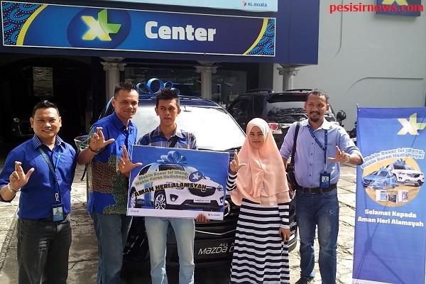 Program POINSIUL, XL Serahkan Hadiah Utama Mobil Mazda