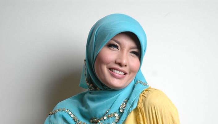 Soal Hijab Halal Zoya, Ini Tanggapan Arzetti Bilbina