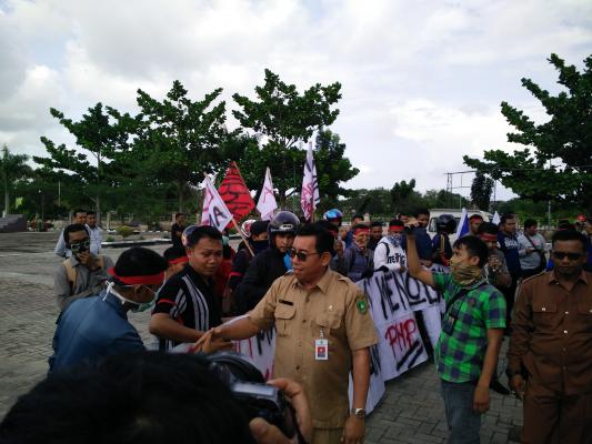 Mahasiswa Keluarkan Tuntutan ke Pemda Meranti Terkait Beasiswa yang Belum Terealisasikan, Ini Tanggapan Sekda 