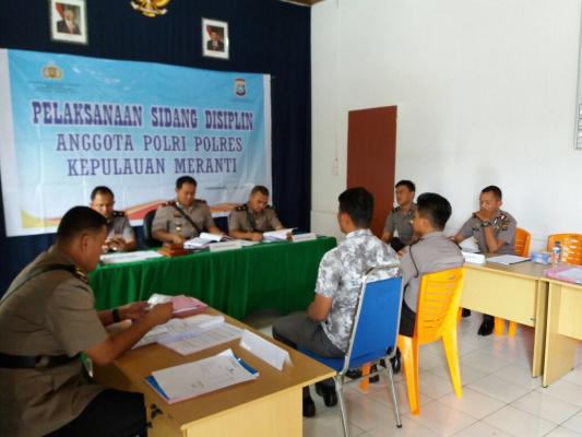 Putusan Sidang Disiplin, Empat Anggota Polisi Meranti Dibui 21 Hari, Satunya Lagi 7 Hari