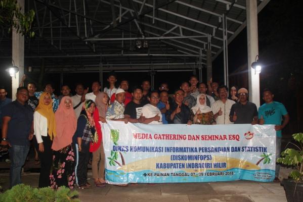 Hadiri Malam Keakraban Media Gathering, Bupati Inhil Ajak Wartawan Bangun Daerah Lewat Pemberitaan 