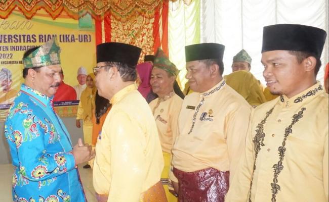Ketua Umum IKA UR Inhil Lantik Pengurus IKA UR Kecamatan Kemuning