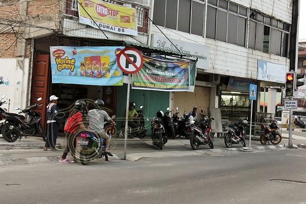Ingat, Parkir di Jalan Umum Kota Dumai Gratis  