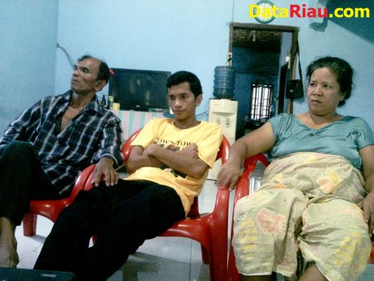 Mario Ambarita yang Menyusup Dalam Roda Pesawat Dituntut 7 Bulan Penjara