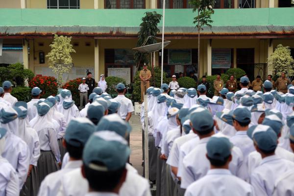 Nostalgia di SMAN 1 Tebingtinggi, Ini Pesan Yang Diberikan Wakil Bupati Said Hasyim ke Siswa