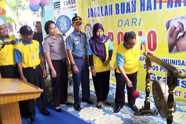 Wawako Dumai Canangkan PIN Polio di Posyandu Camar