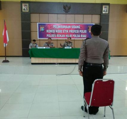 3 Anggota Polres Rohil Dipecat, Kompol Wawan : Memakai narkoba, kita sikat habis dan tidak ada ampun