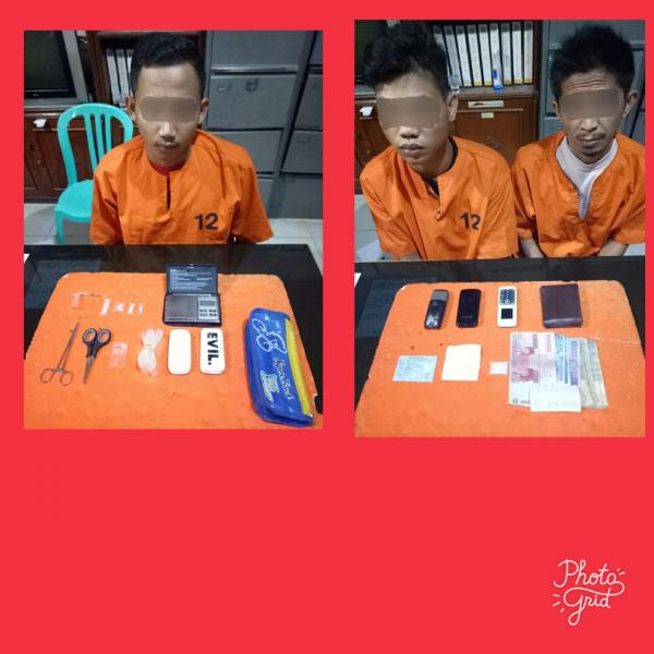 3 orang laki laki di aman kan Sat Res  Narkoba Polres Inhil.