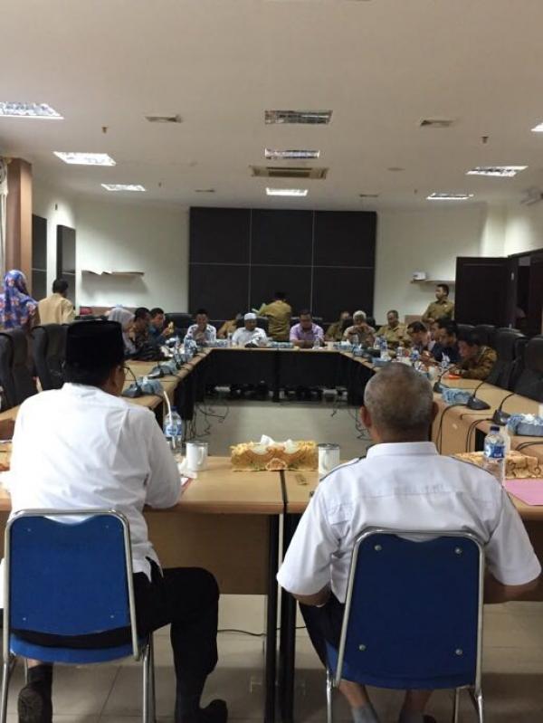 Komisi III dan IV DPRD Inhil Bersama Instansi Terkait Bahas Persiapan Keberangkatan JCH