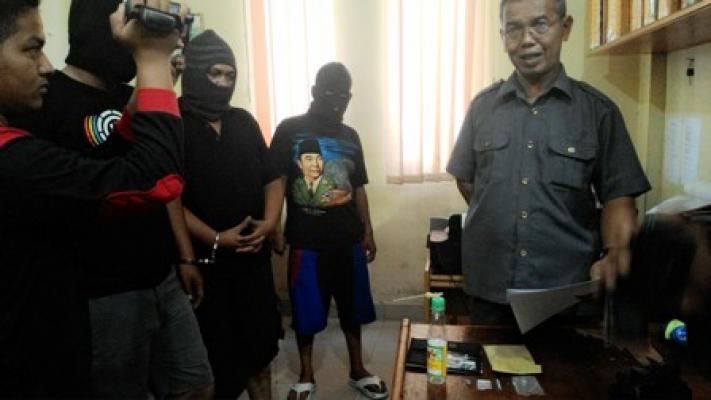 2 Oknum PNS Pemko Dumai dan 1 Rekannya Diciduk Polisi