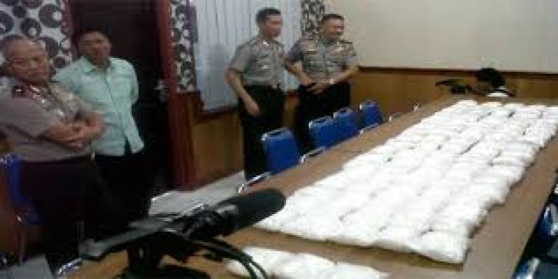 Polda Riau Lepaskan Kurir Sabu 46,5 Kg