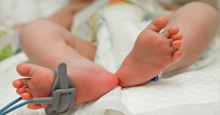 Diduga Mabuk, Ayah Tendang Bayi hingga Tewas