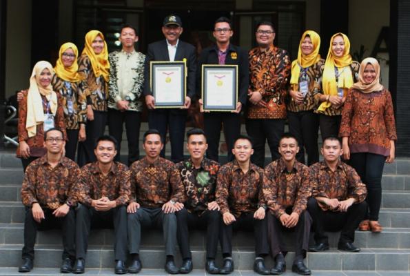 Dies UNNES Ke-51, BEM PPs dan Pascasarjana UNNES laksanakan seminar serentak se-Indonesia dan Pecahkan Rekor MURI