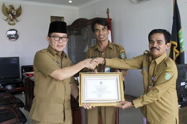 Dumai Raih Penghargaan Pelayanan KTP-el, Walikota Ucapkan Terimakasih ke Masyarakat