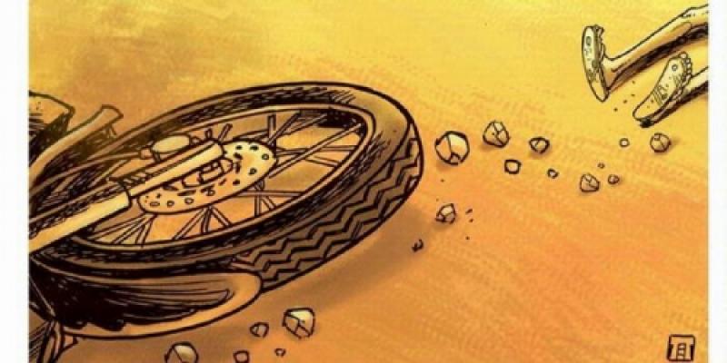 Melintas di Jalan Rusak, Sekcam Rangsangpesisir Terjatuh dan Alami Cedera Tangan