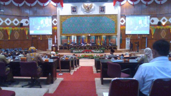 Paripurna LKPj Gubri Tahun 2016, Dewan Soroti Masalah Disiplin PNS