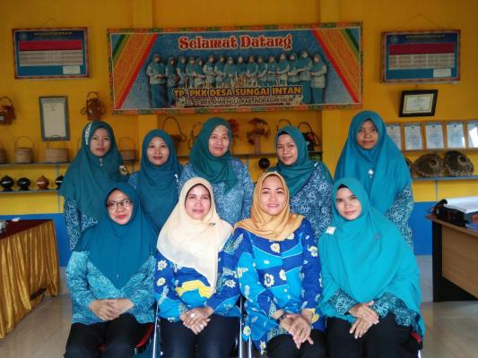 TP.PKK Desa Sungai Intan diberi amanah oleh Tim.PKK Kab Inhil mewakili Inhil Dalam Ajang Lomba Administrasi PKK Desa Tingkat Provinsi Riau