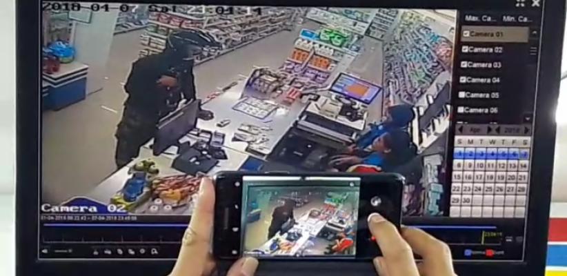 Beredar Rekaman CCTV, Pelaku Perampokan Bersenjata Api di Indomaret Simpang Kantor