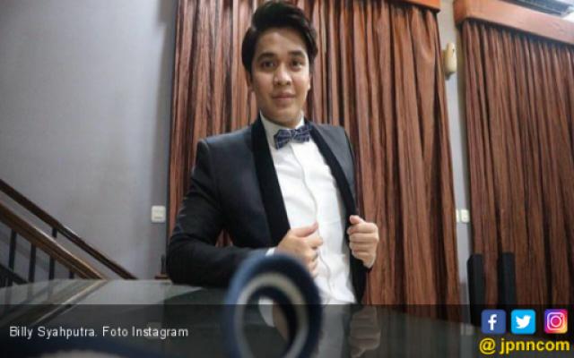 Bungkam Billy Syahputra, Kris Hatta Beli Mobil Rp 850 Juta