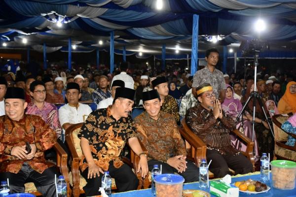 Hadiri Wayang Semalam Suntuk Dumai Bergemuruh, Warga Jawa Pacitan Siap Menangkan Firdaus Rusli