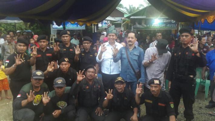 Kampanye di Kuala Cenaku-Inhu, Syaifullah: Pak Firdaus, Tolong Kami, Jalan-jalan di Kampung Kami Sudah Banyak yang Rusak...