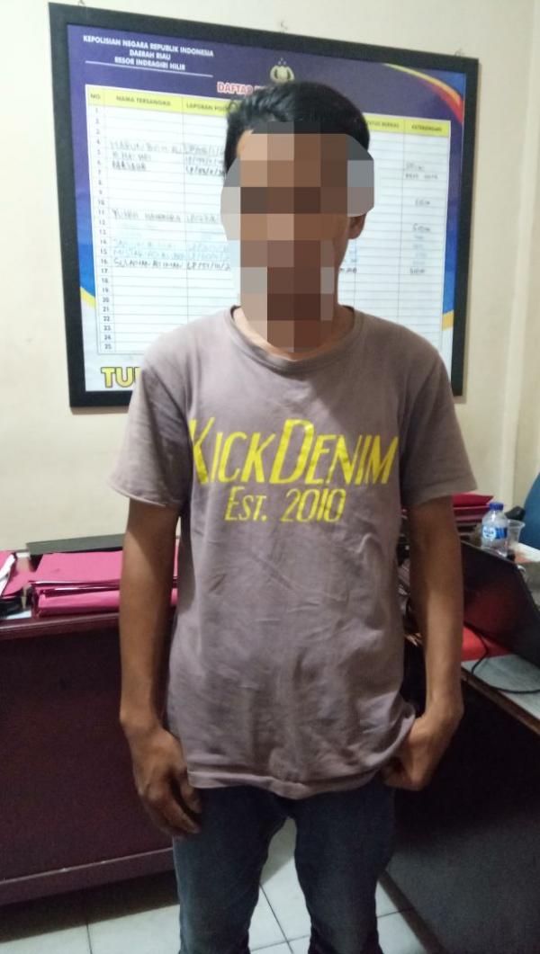 Luar biasa remaja  umur 17 tahun dua gadis sekaligus di gagahinya.