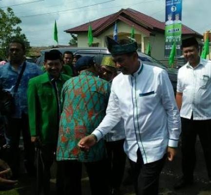 Pagi Ini, Firdaus-Rusli Blusukan ke Pasar Pulau Payung Dumai