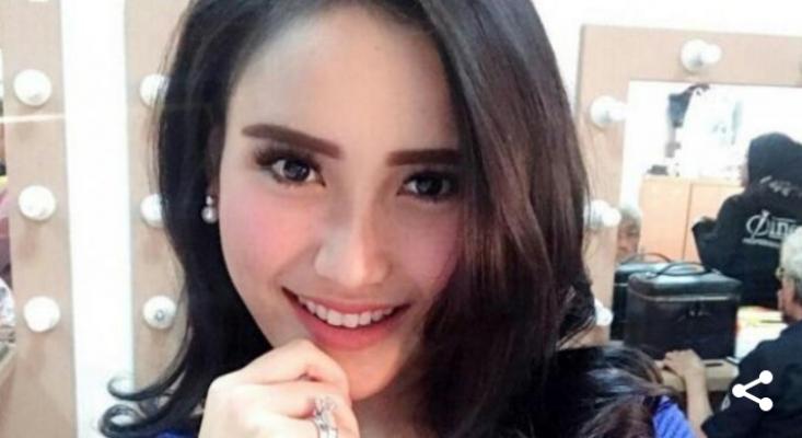 Warganet Kaget dengan Ayu Ting Ting yang Hamil