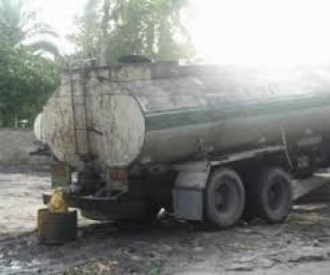 Warga Sumut Gelapkan Minyak Bio Diesel Milik PT Naga Mas